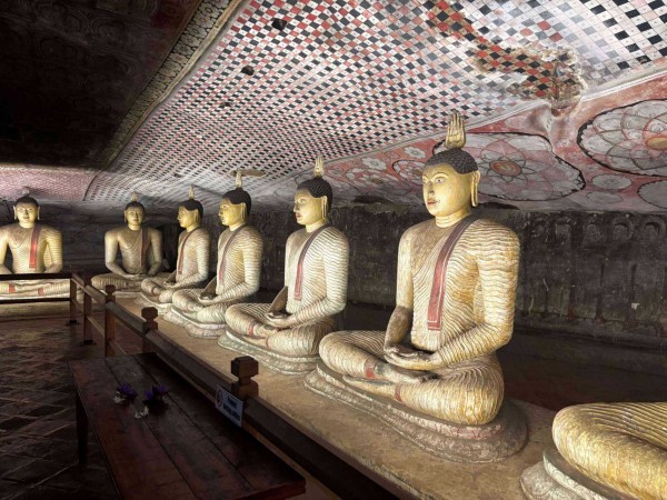 【第1回】スリランカ旅｜石窟寺院・アーユルヴェーダ・バワ建築