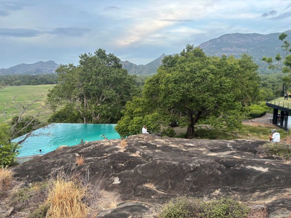 【第1回】スリランカ旅｜石窟寺院・アーユルヴェーダ・バワ建築