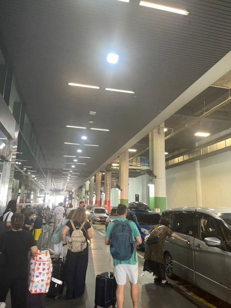 【KLIA2で迷わない！】エアアジアで到着したらグラブはどこから乗る？