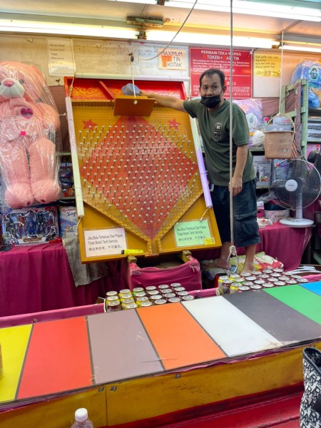 マレーシア移住後の週末の楽しみ。ポートディクソンの「移動式遊園地」でローカルの熱気に触れる！